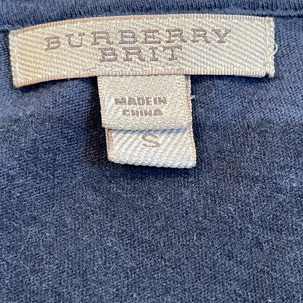 Burberry Brit Short Sleeve Plaid Print V Neck T Shirt - Picture 4 of 8